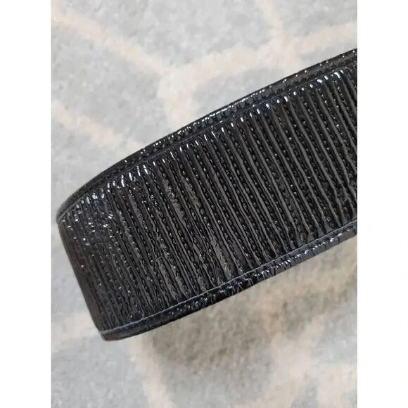 Burberry black potent double buckle leather main image 3
